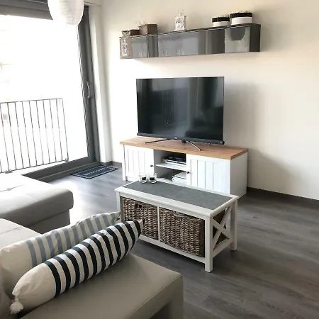 Crystal - Pool & Lägenhet *