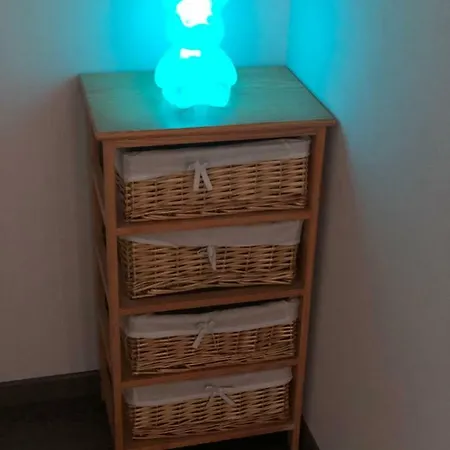 Crystal - Pool & * Ostend