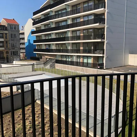 Crystal - Pool & * Oostende